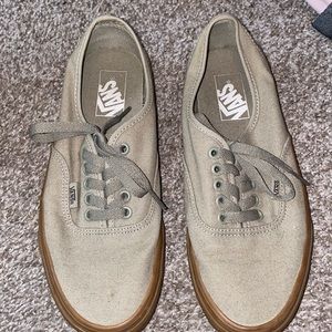 8.5 VANS